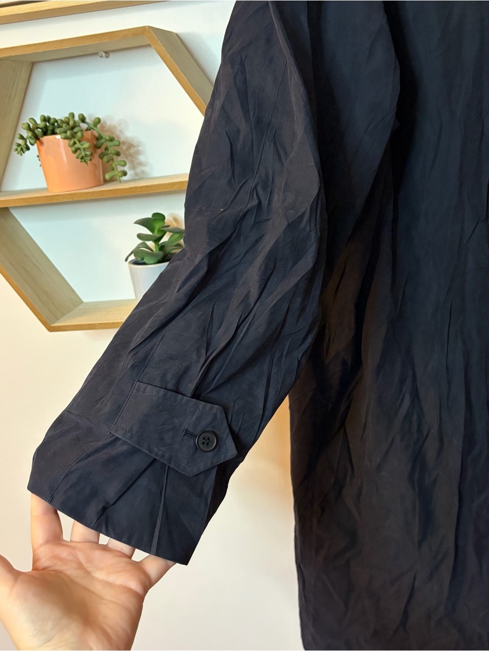 Burberry Vintage Men’s Trench Coat - Picture 9 of 12
